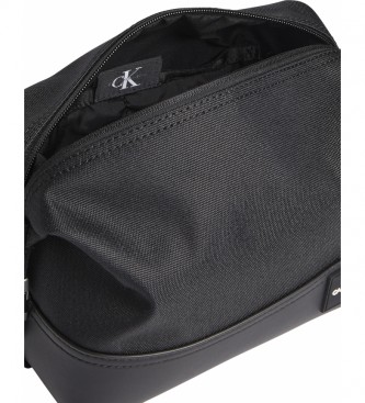 Calvin Klein K50K507236 beauty case nero -14x23x12cm-