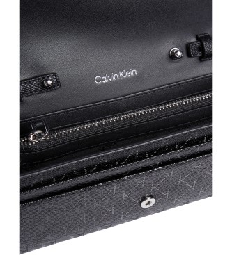 Calvin Klein Skuldertaske med sort logo