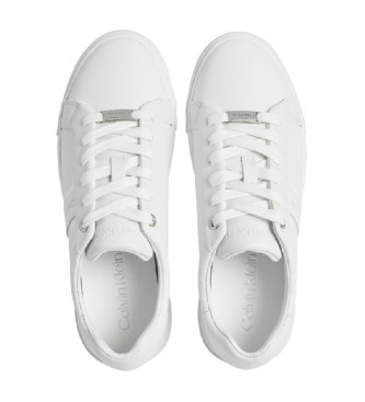 Calvin Klein Sandálias de couro com rendas baixas e brancas