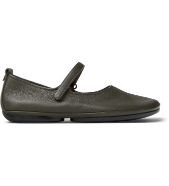 Camper Ballerine Nina in pelle verde a destra