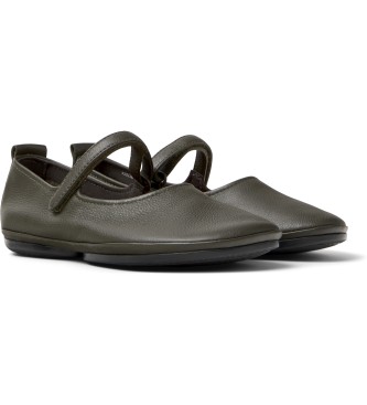 Camper Ballerine Nina in pelle verde a destra