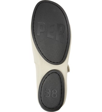 Camper Right Nina beige leather ballerina flats