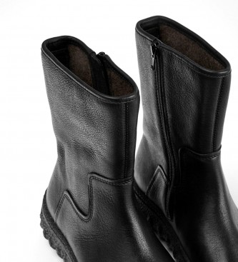 Camper Ground Leather Boots black