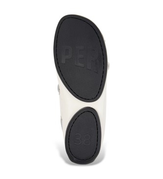 Camper Leather Moccasins Right Nina white