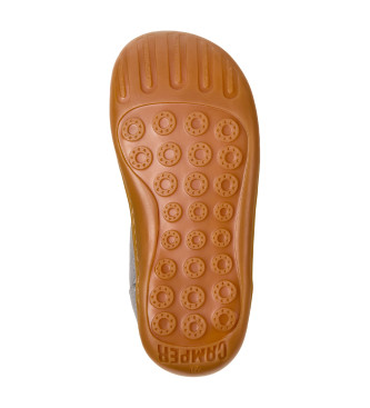 Camper Botins Peu Cami em pele prateada