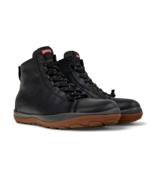 Camper Bottines en cuir noir Peu Pista GM 