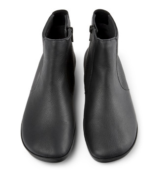 Camper Leather Ankle Boots Right black