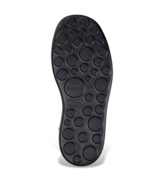 Camper Couro Sand�lias Pelotas Flota Up preto