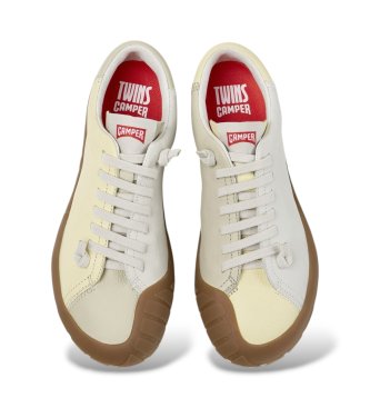 Camper Baskets en cuir Peu Path+ Twins beige
