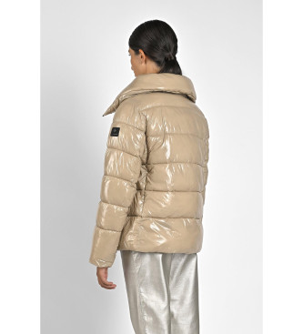 Canadian Classics Camrose quilted beige coat