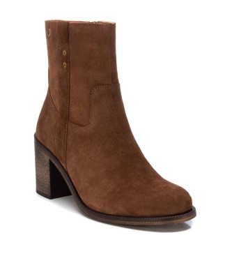 Carmela Carmela Women's Booties 161977 brown