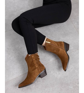 Carmela Brązowe buty z dwoiny 162663