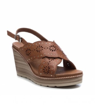 Xti Sandals 067307 brown -Height of the wedge: 9cm