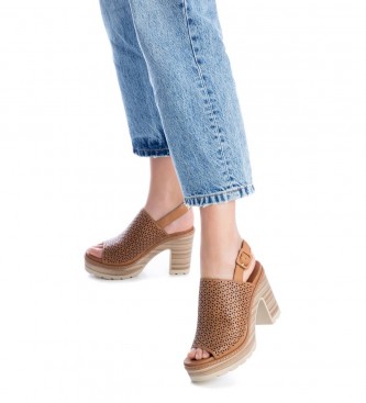 Carmela Brown traquelado leather sandals -Height heel 9cm