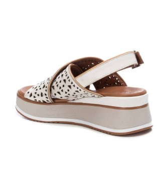 Carmela Leather sandals 160643 greyish white