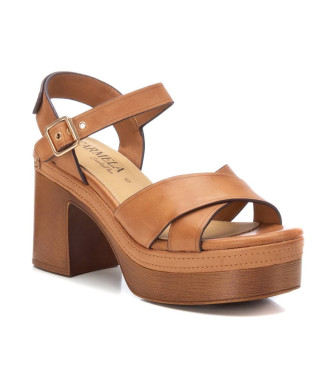 Carmela Leren sandalen 161380 bruin -Helhoogte 10cm