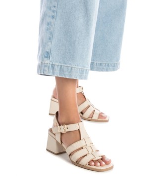 Carmela Skórzane sandały161601 białe -Wysokość obcasa 7cm