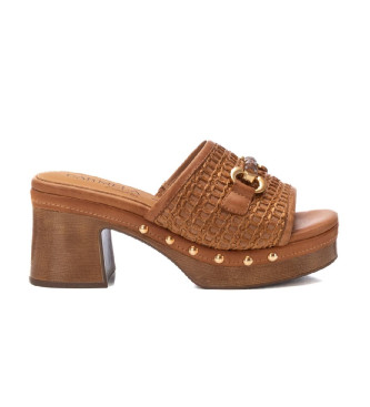 Carmela Heeled clogs 162334 brown