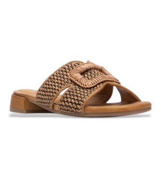 Carmela Sand�lias 163272 castanhas