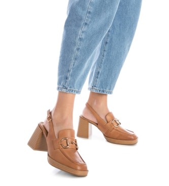 Carmela Brązowe skórzane buty 161595 -Wysokość obcasa: 8cm