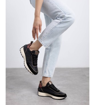 Carmela Usnjene športne copate 162699 black