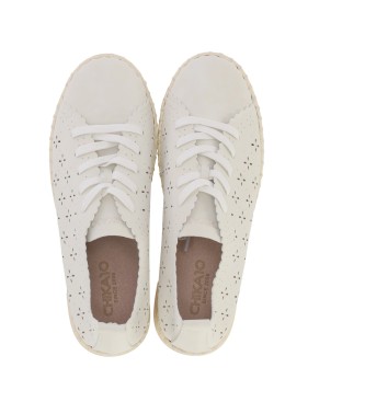 Chika10 Novo Carmen 03 Sapatos brancos