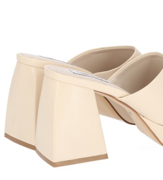 Chika10 Pum 02 beige sandalen -Helhoogte 8cm