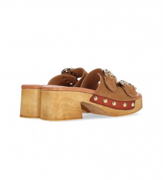 Chika10 Akasha 03 sandali rjave barve -Višina pete 6 cm