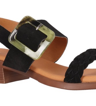 Chika10 Binka 01 Usnjene sandale črne barve