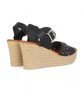 Chika10 Usnjene sandale Casares 01 black