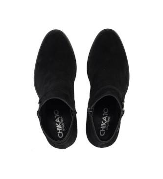 Chika10 Botines de Piel Espuela 04 negro
