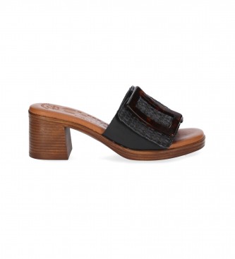 Chika10 Gotica 09 usnjeni sandali črne barve -Višina pete 5,5 cm