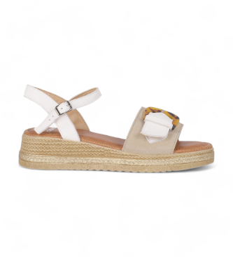 Chika10 New Mudejar 03 Leather Sandals white