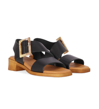 Chika10 Polea 01 Leather Sandals black