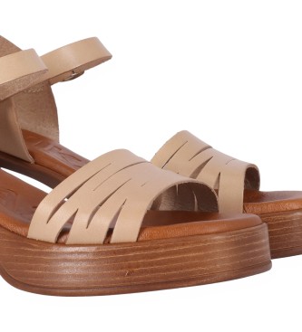 Chika10 Sandales en cuir Trevi 04 beige - Hauteur du talon 8cm