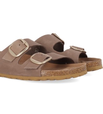 Chika10 Leather Sandals Konil 01 brown