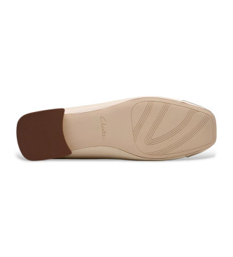 Clarks Ubree15 Poppy beige leather ballerina pumps