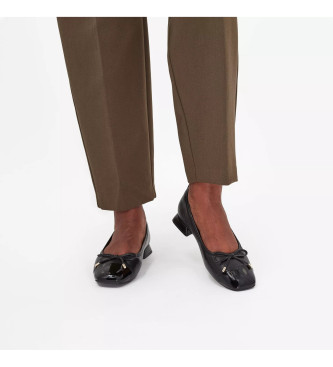 Clarks Ballerine in pelle nera Ubree15 Poppy