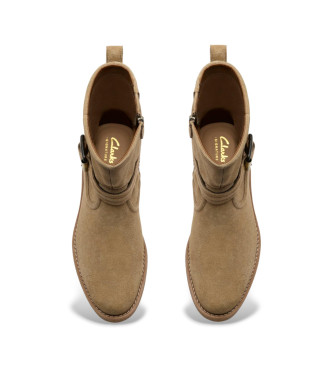 Clarks Leather Boots Nella Mid beige