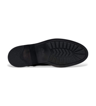 Clarks Aldwin Cap Leren Enkellaarsjes zwart