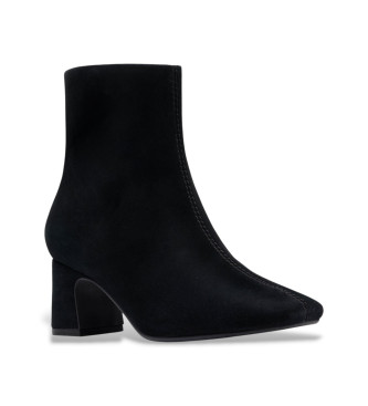 Clarks Fernie Zip Leather Ankle Boots noir