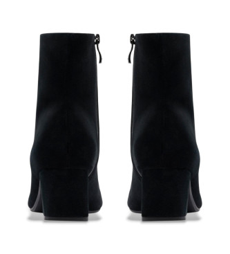 Clarks Fernie Zip Leather Ankle Boots noir