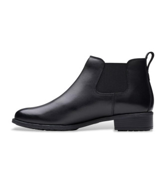 Clarks Havisham leather ankle boots black