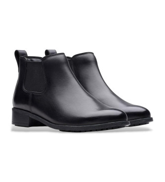 Clarks Havisham leather ankle boots black