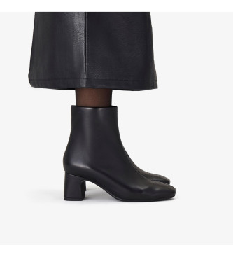 Clarks Stivaletti Fernie Zip in pelle nera