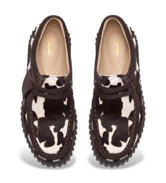 Clarks Sapatos de couro castanho Torhill Bee