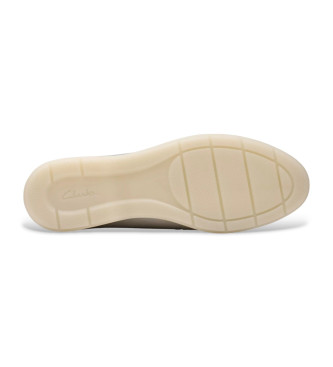 Clarks Srebrne skórzane mokasyny Narini Edge