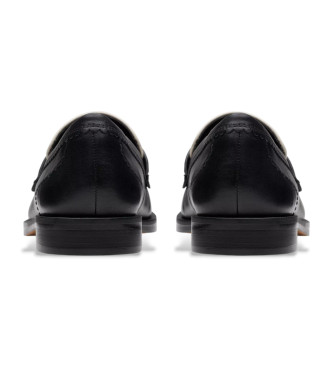 Clarks Usnjeni mokasini Straven Edge črne barve