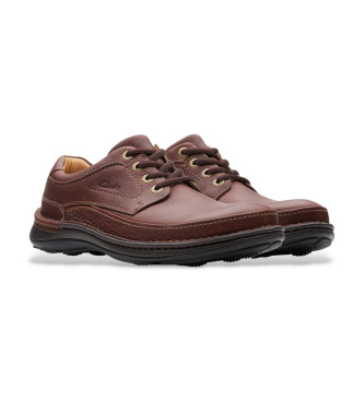 Clarks Natur Drei braune Lederschuhe