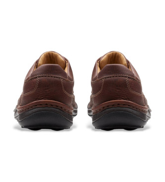 Clarks Natur Drei braune Lederschuhe